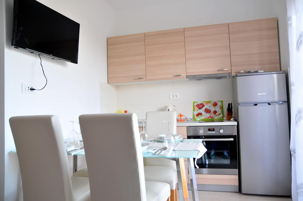 Ferienwohnung A&L Sukošan Exterior foto