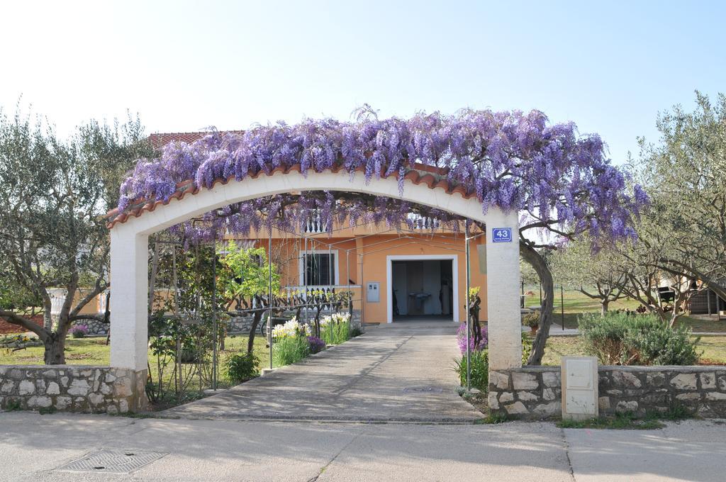 Ferienwohnung A&L Sukošan Exterior foto